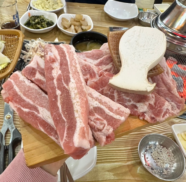 통큰고기참숯구이 이미지