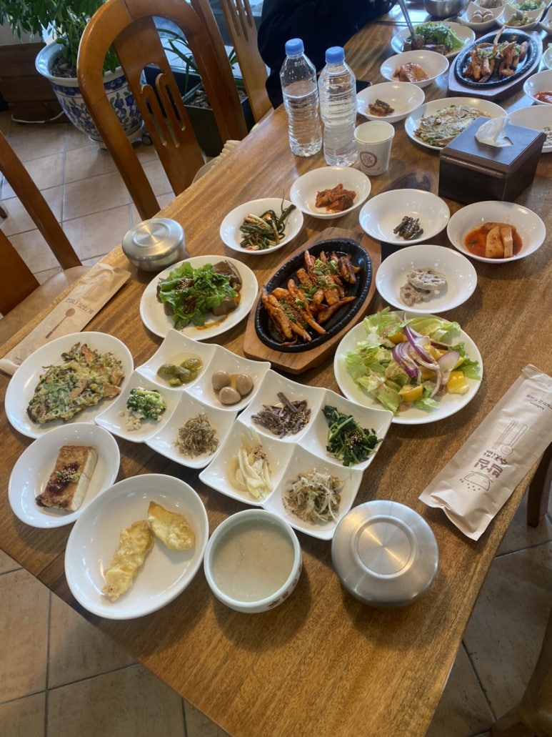 팔모정식당 이미지