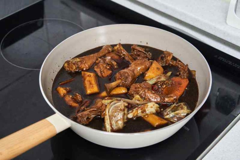 동아찜닭 이미지