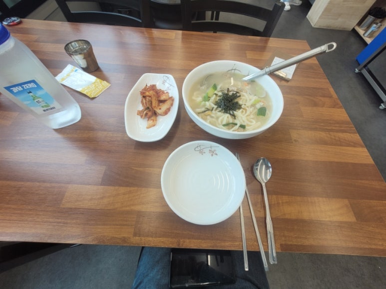 팔봉칼국수 이미지