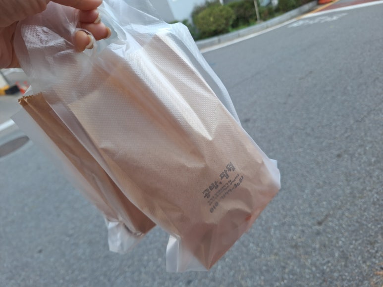공방;팔월 이미지