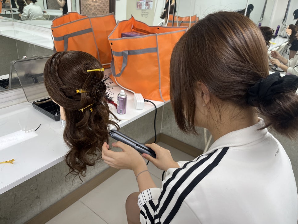 SBS방송아카데미뷰티미용학원 이미지