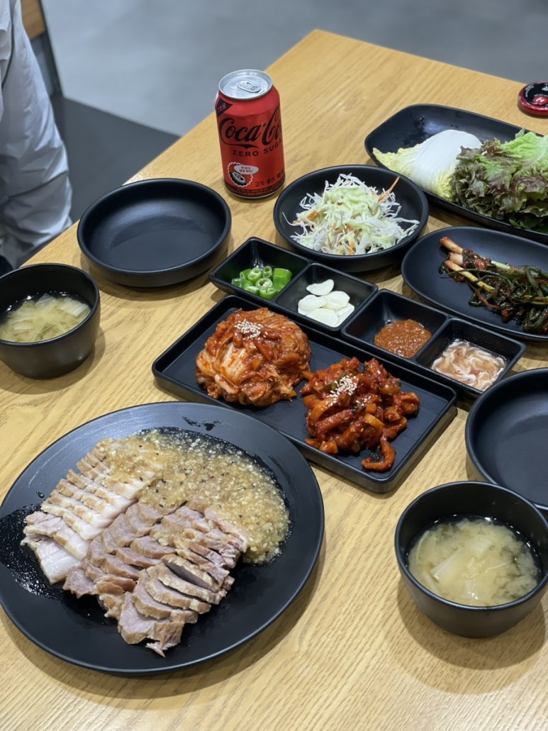 상상보쌈칼국수 이미지