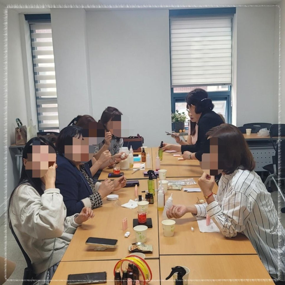 이스트블루밍 이미지
