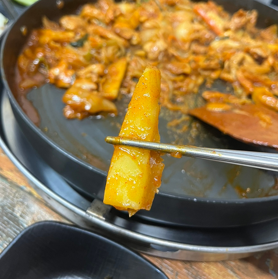 종착역닭갈비 이미지