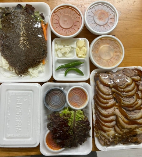 본가장충동왕족발 이미지