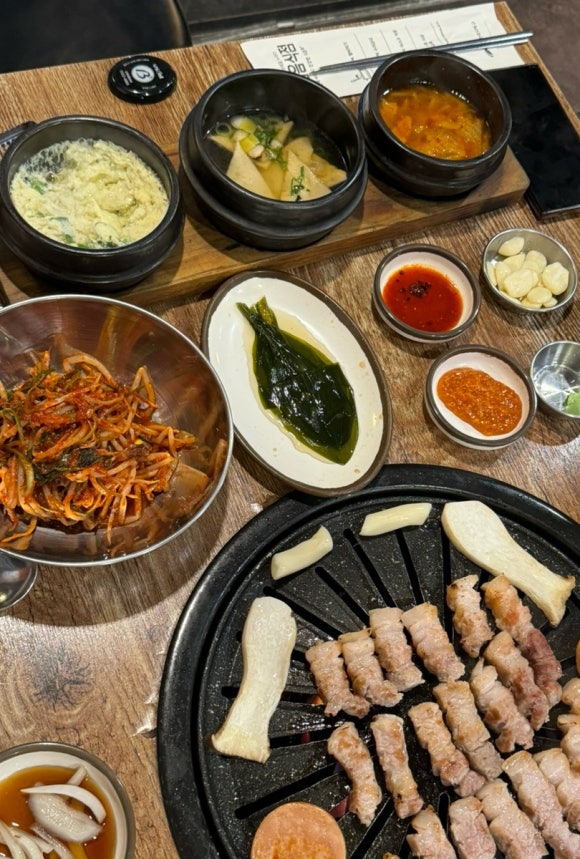 돈삼오왕소금구이 이미지