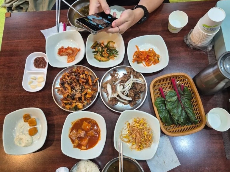 부용돼불백반 이미지