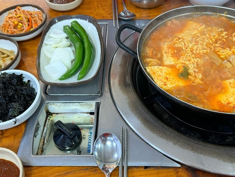 옛날김치찌개 사진 3