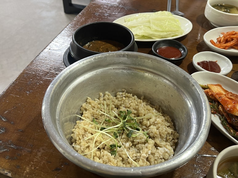 양푼이보리밥 이미지