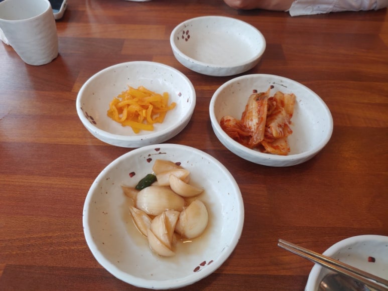 호두네칼국수 이미지