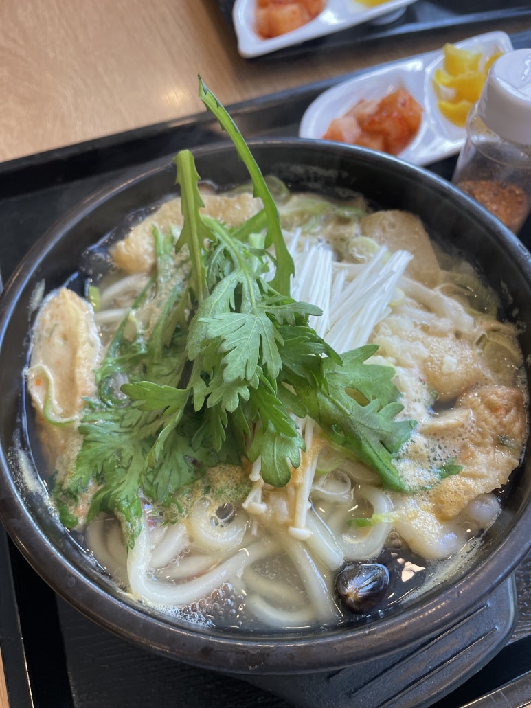 얌샘김밥신 이미지