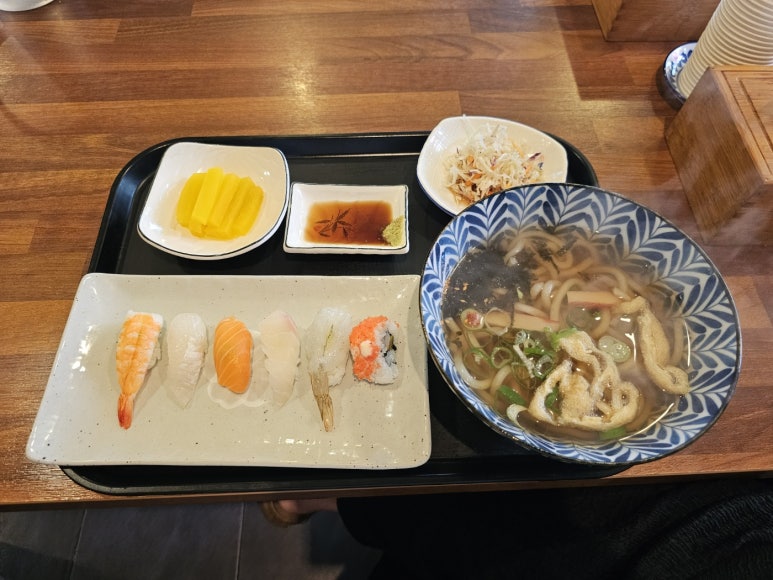 어심초밥&메밀전문점 이미지