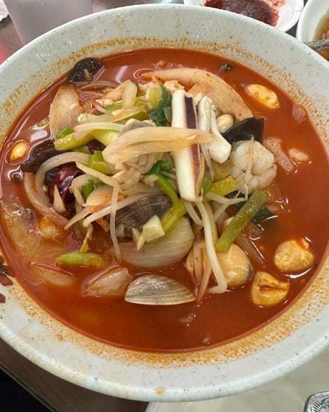 국일성 이미지