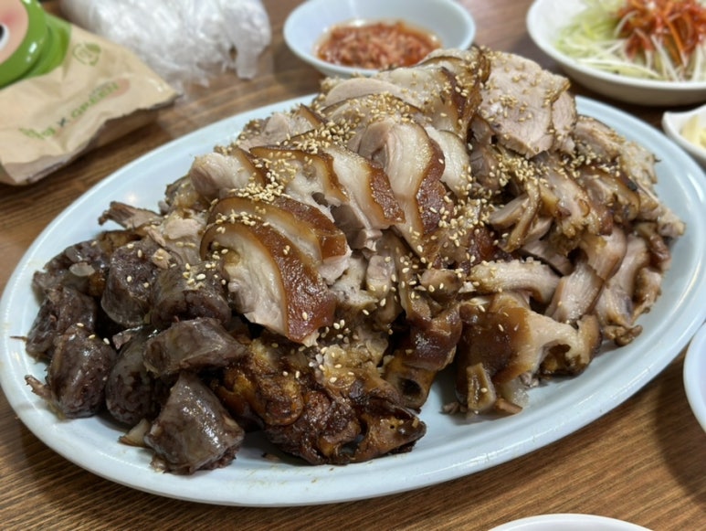 이천왕족발 이미지