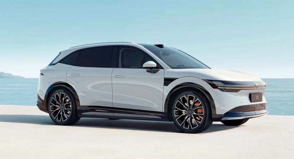 지리 전기자동차 Zeekr 7X "가성비와 실용성을 겸비한 중국 SUV 침공" 이미지 4