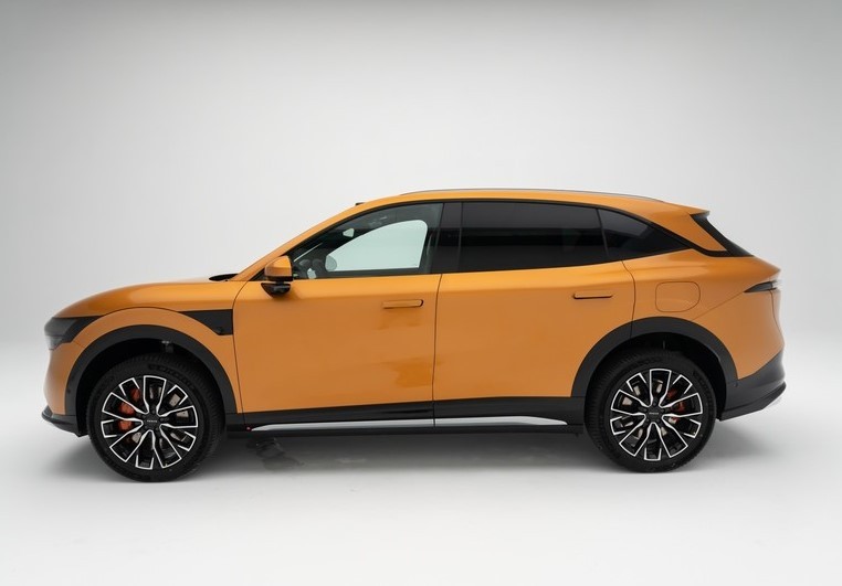 지리 전기자동차 Zeekr 7X "가성비와 실용성을 겸비한 중국 SUV 침공" 이미지 12