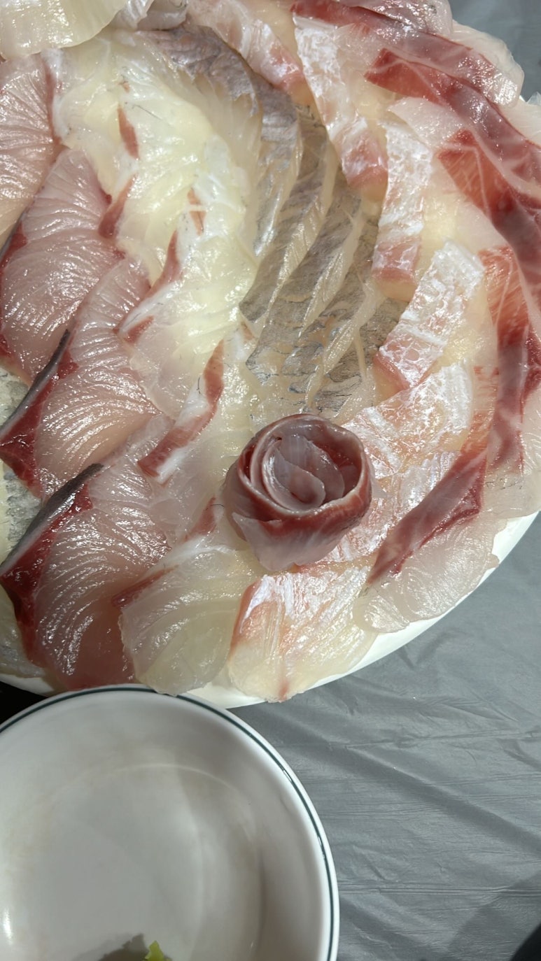 칼맛나는푸짐한횟집 이미지