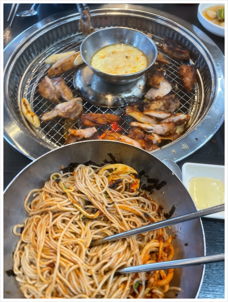춤추는 닭갈비 이미지