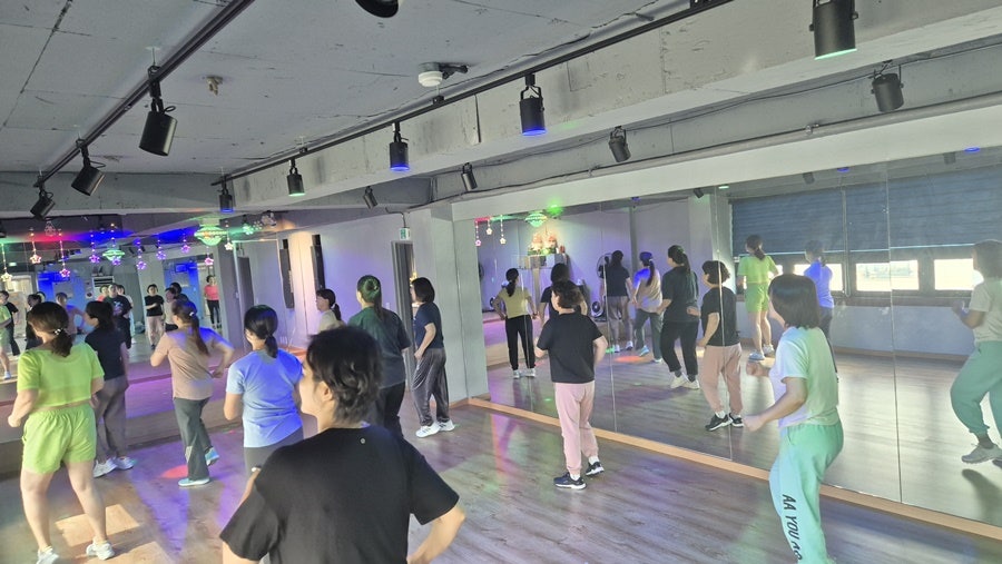 안은영댄스플러스 이미지