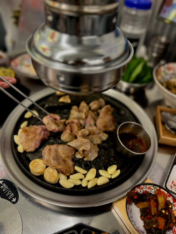 뒷돈상회 이미지