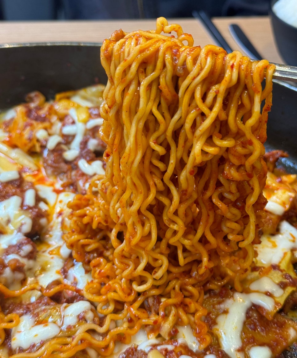 유가네닭갈비하단역점 이미지