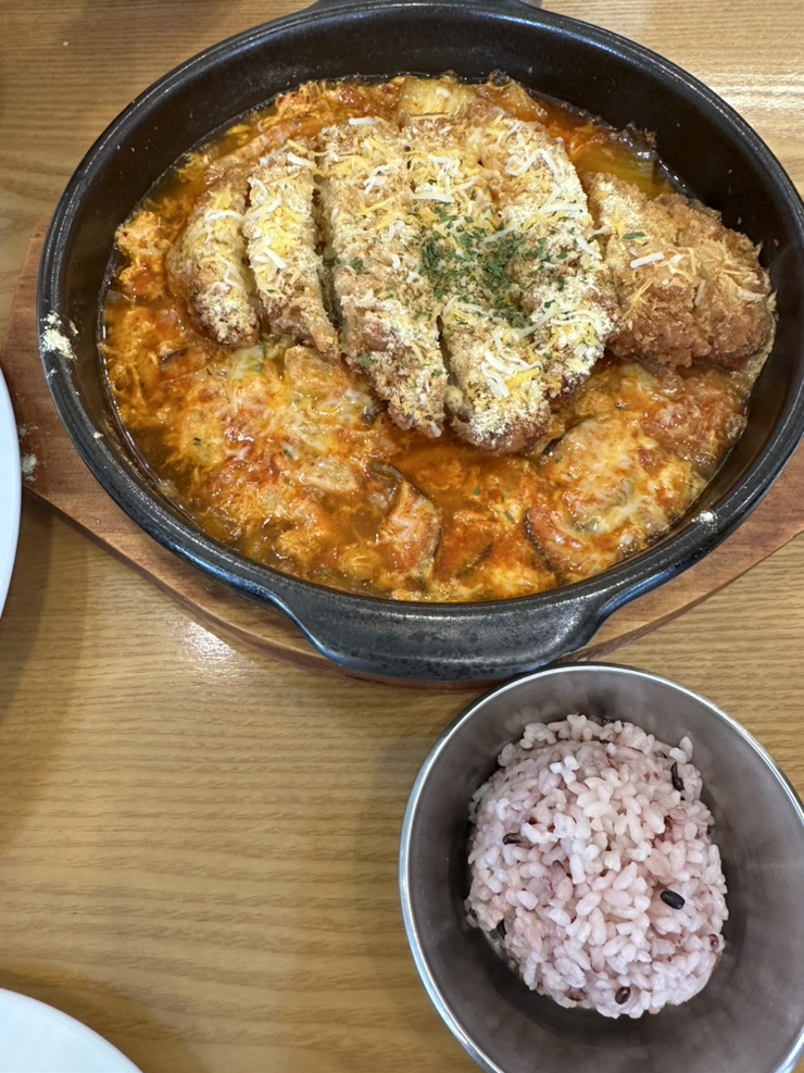 라라코스트(평택점) 이미지