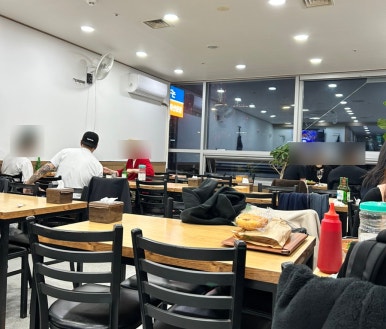 강변회식당 이미지