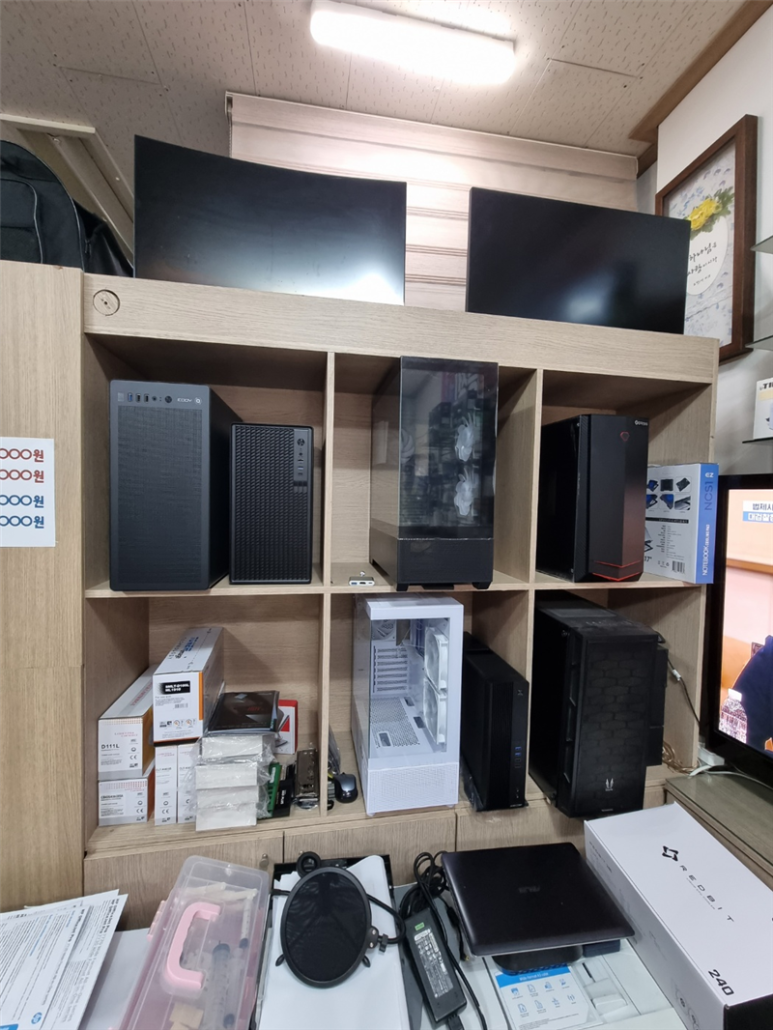 출장컴퓨터수리및CCTV설치 이미지