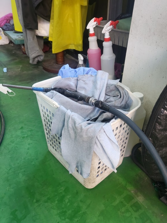 스파이더손세차 이미지