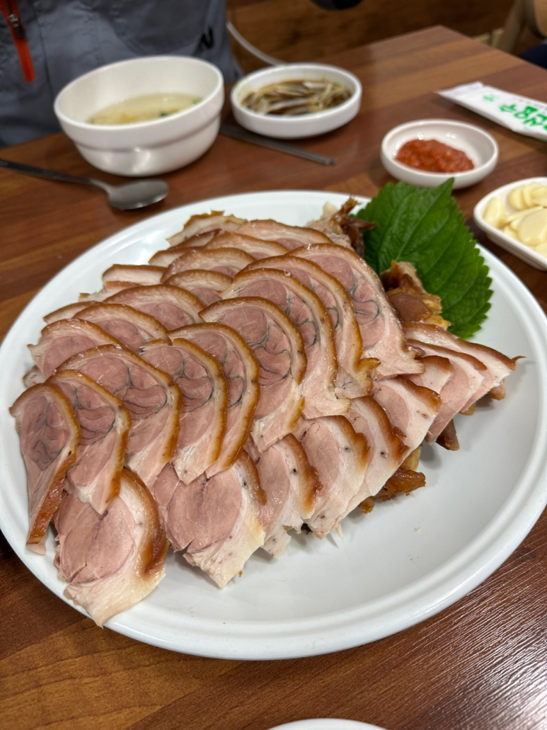 이조왕족발 이미지