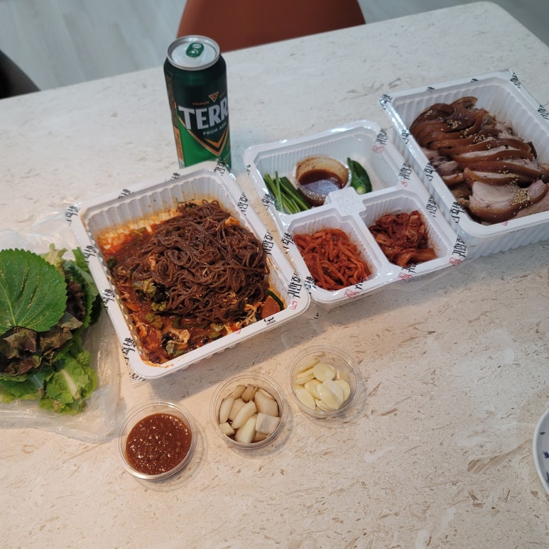 귀한족발 월성점 이미지