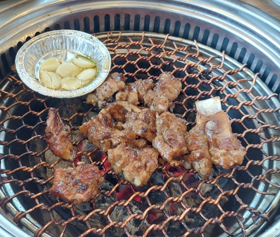 꽃담촌 이미지