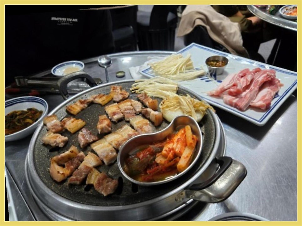 몰래훔친뒷고기도둑 이미지