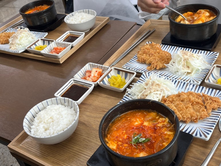 소반돈가스 이미지