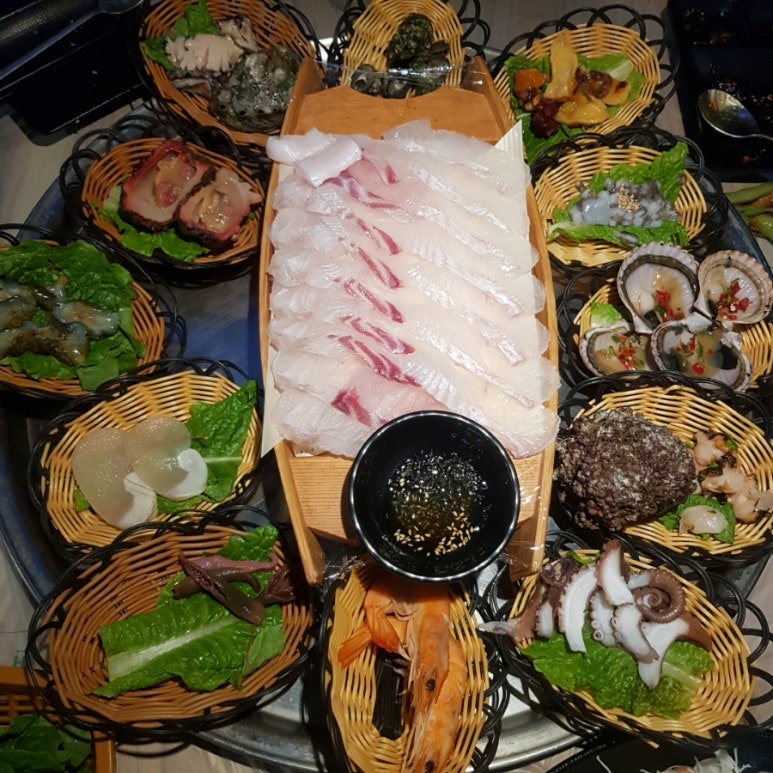 회먹다 이미지