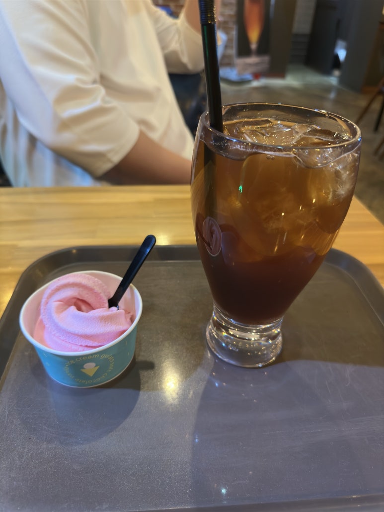 카페아델 이미지