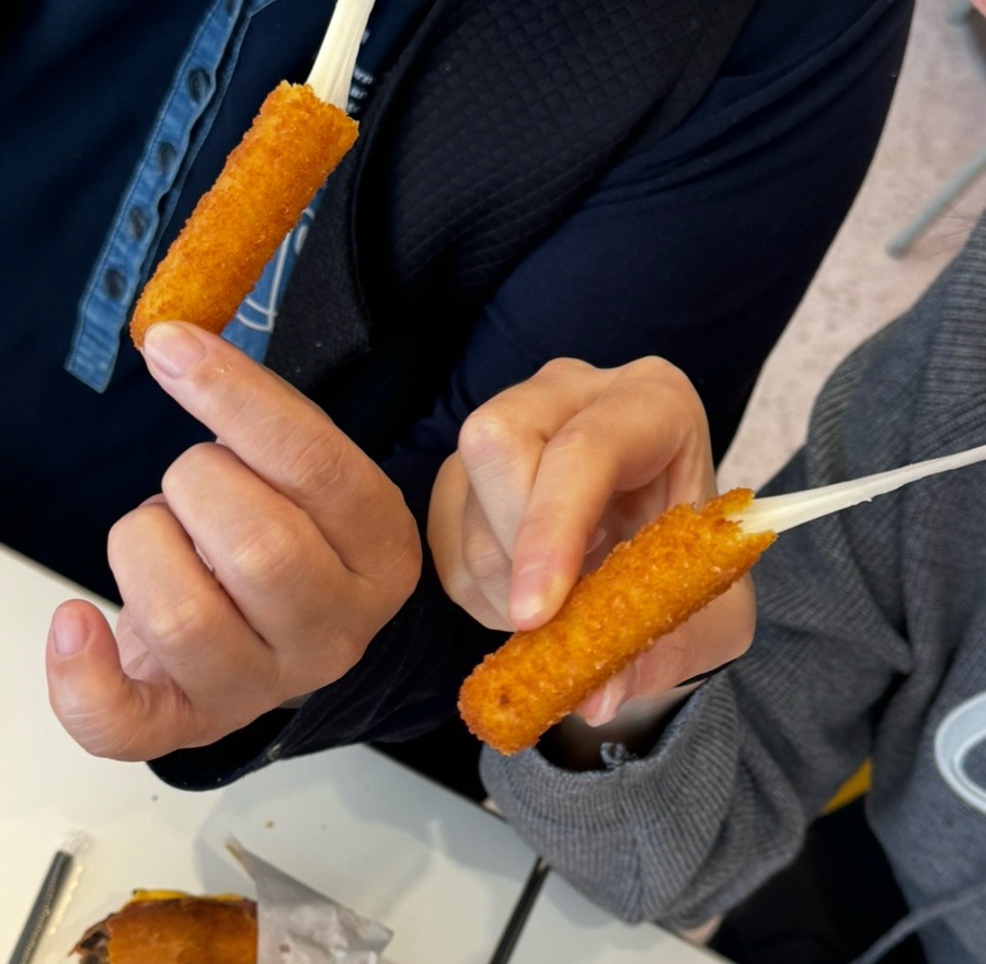 버거앤타코두정점 이미지