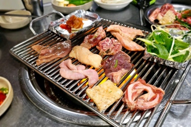 돼지부속구이 이미지