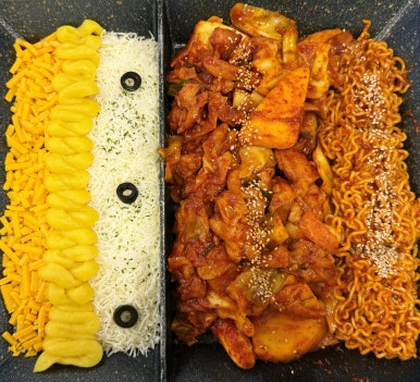 헬로팬닭갈비배곧신도시점 이미지