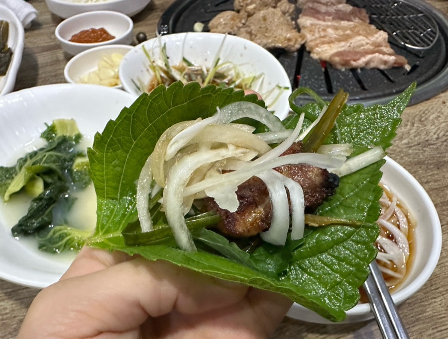 참숯생고기마을 이미지