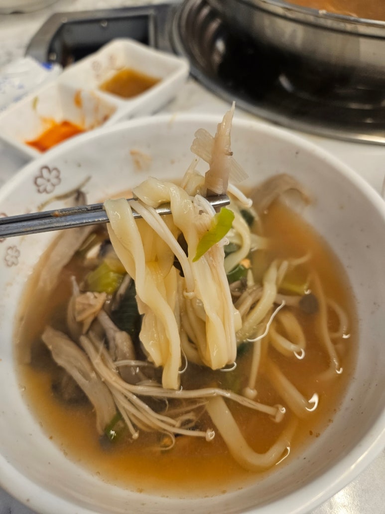 바다에서온해물샤브칼국수 이미지
