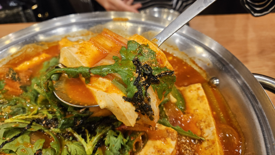 두레정얼큰한칼국수 이미지