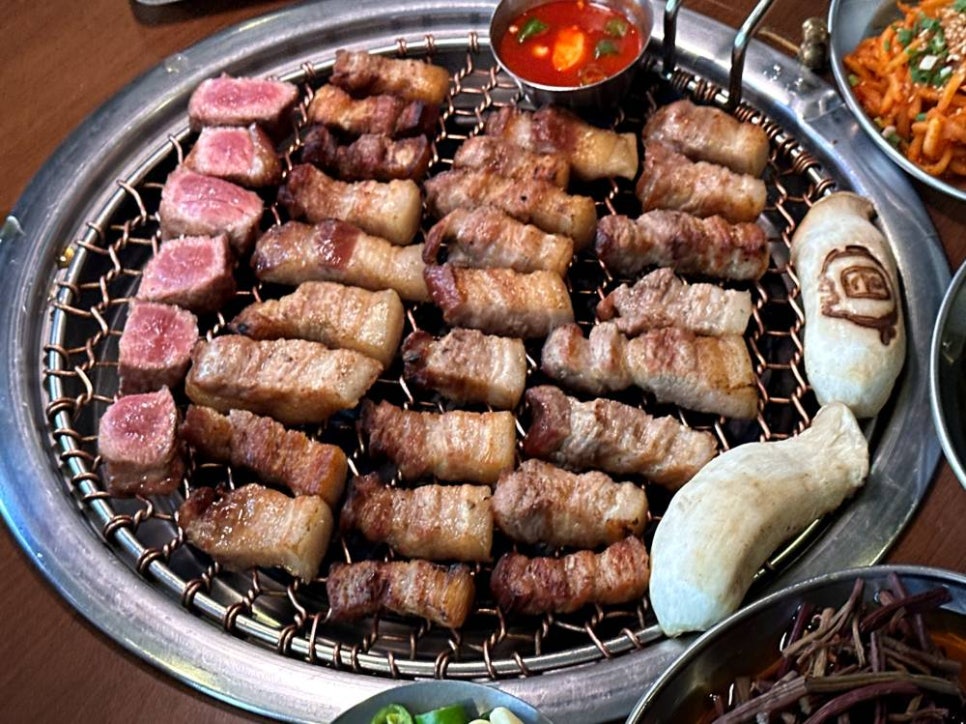 대학로돼지 이미지