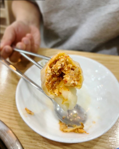 밀목손만두얼큰칼국수 이미지