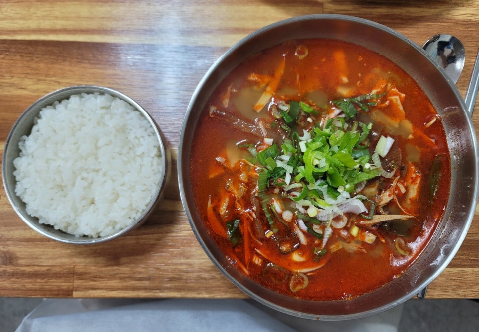 연일소문난닭개장 이미지
