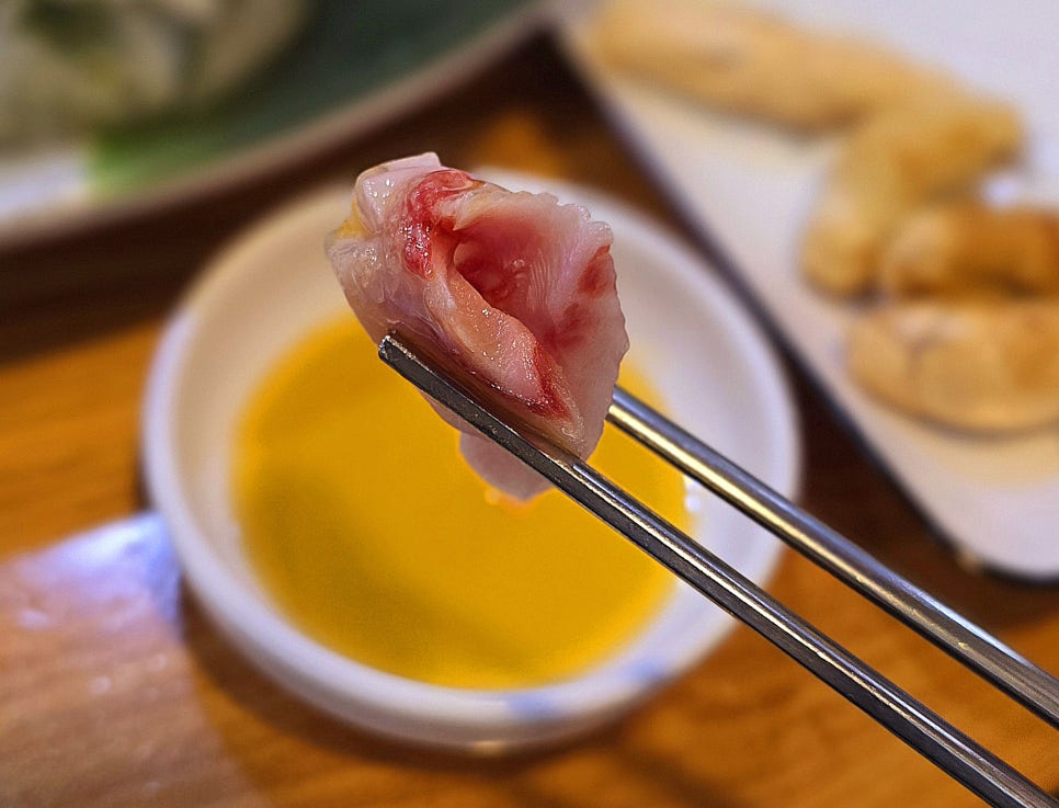 흑산도회식당 이미지