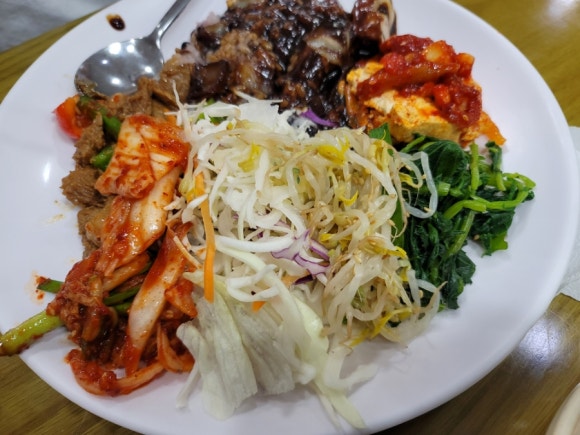 브루버거아크로텔 이미지