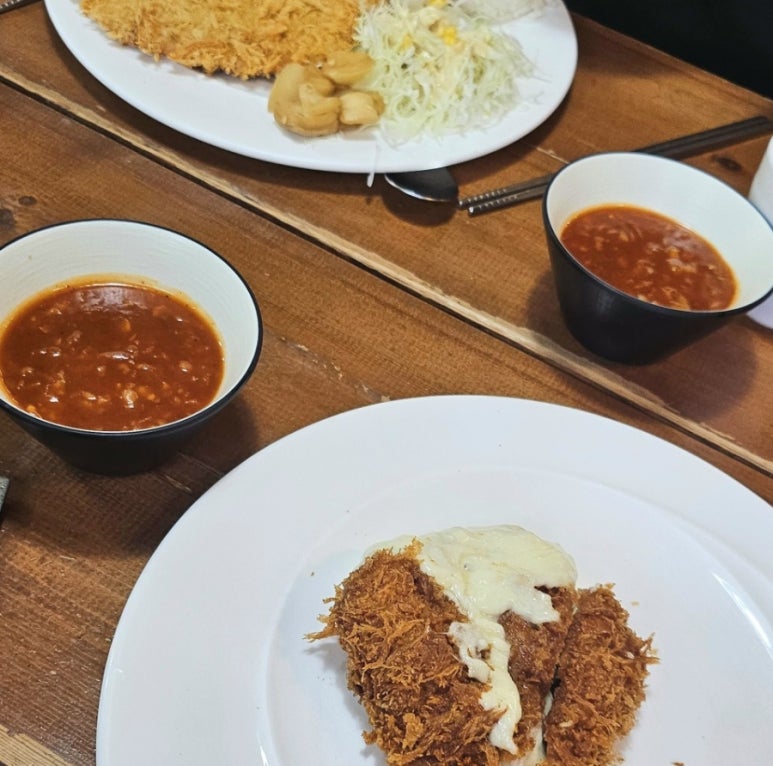 두친구돈까스 이미지