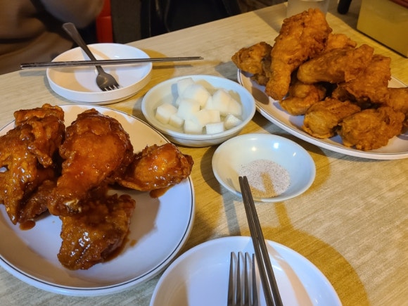 사또양념치킨 이미지